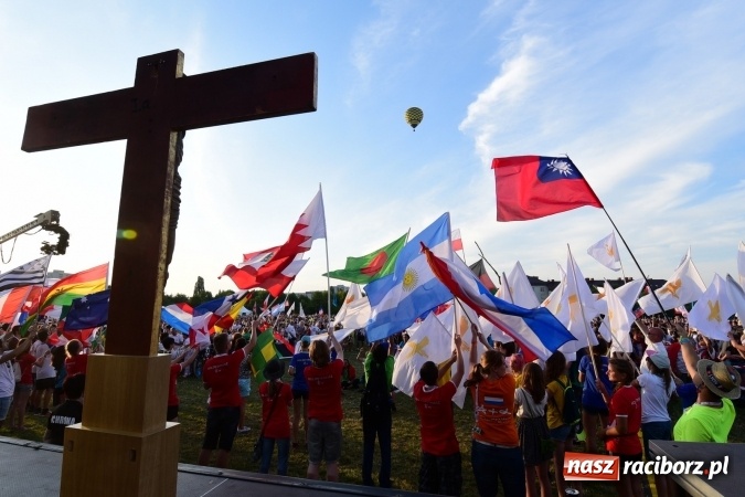 Zdjęcie w galerii na portalu naszraciborz.pl: Dzień Wspólnoty na Górze Św. Anny i spotkanie w Opolu wiadomości z regionu