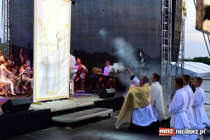 Zdjęcie w galerii na portalu naszraciborz.pl: Dzień Wspólnoty na Górze Św. Anny i spotkanie w Opolu wiadomości z regionu