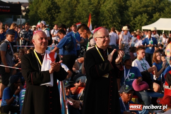 Zdjęcie w galerii na portalu naszraciborz.pl: Dzień Wspólnoty na Górze Św. Anny i spotkanie w Opolu wiadomości z regionu