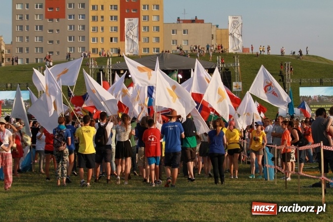 Zdjęcie w galerii na portalu naszraciborz.pl: Dzień Wspólnoty na Górze Św. Anny i spotkanie w Opolu wiadomości z regionu