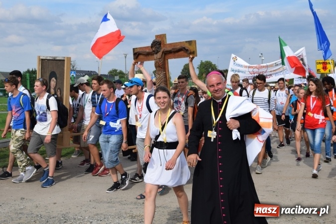 Zdjęcie w galerii na portalu naszraciborz.pl: Dzień Wspólnoty na Górze Św. Anny i spotkanie w Opolu wiadomości z regionu