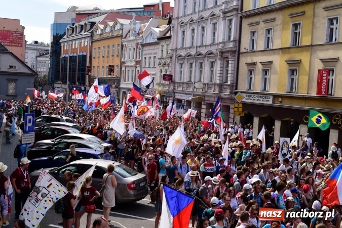 Zdjęcie w galerii na portalu naszraciborz.pl: Dzień Wspólnoty na Górze Św. Anny i spotkanie w Opolu wiadomości z regionu