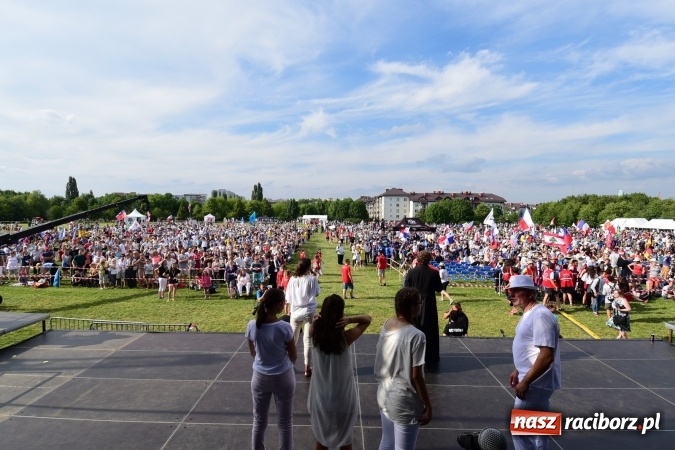 Zdjęcie w galerii na portalu naszraciborz.pl: Dzień Wspólnoty na Górze Św. Anny i spotkanie w Opolu wiadomości z regionu