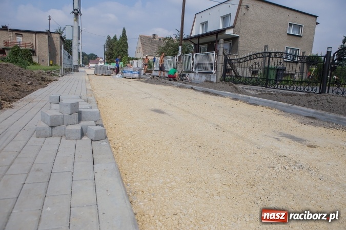 Zdjęcie w galerii na portalu naszraciborz.pl: Remont ulicy Moniuszki w Studziennej. Mieszkańcy zadowoleni! wiadomości z regionu