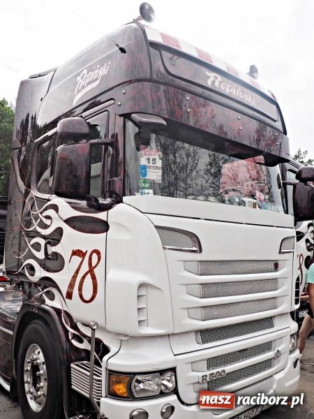 Zdjęcie w galerii na portalu naszraciborz.pl: Tłumy na zlocie Master Truck 2016 wiadomości z regionu