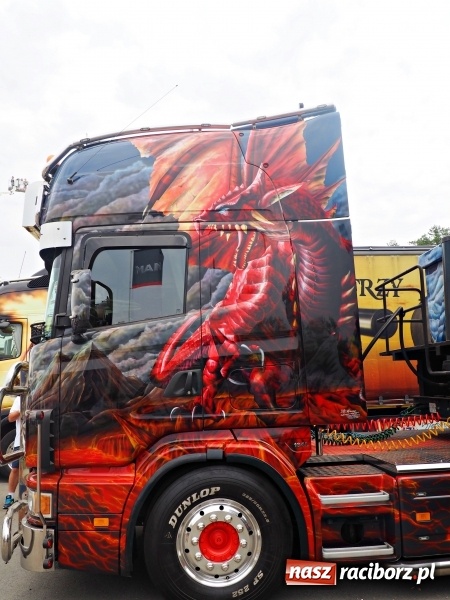 Zdjęcie w galerii na portalu naszraciborz.pl: Tłumy na zlocie Master Truck 2016 wiadomości z regionu