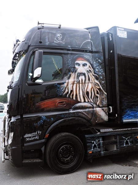 Zdjęcie w galerii na portalu naszraciborz.pl: Tłumy na zlocie Master Truck 2016 wiadomości z regionu