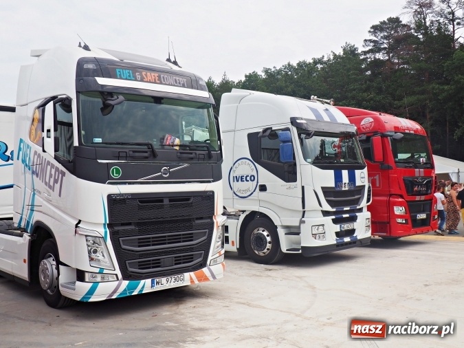 Zdjęcie w galerii na portalu naszraciborz.pl: Tłumy na zlocie Master Truck 2016 wiadomości z regionu