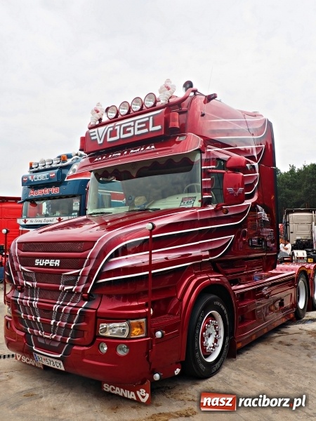 Zdjęcie w galerii na portalu naszraciborz.pl: Tłumy na zlocie Master Truck 2016 wiadomości z regionu