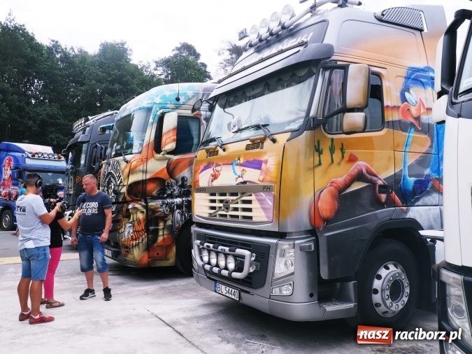 Zdjęcie w galerii na portalu naszraciborz.pl: Tłumy na zlocie Master Truck 2016 wiadomości z regionu