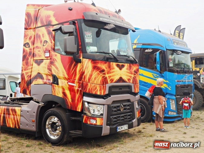 Zdjęcie w galerii na portalu naszraciborz.pl: Tłumy na zlocie Master Truck 2016 wiadomości z regionu
