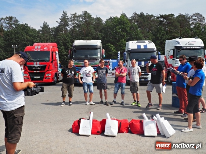 Zdjęcie w galerii na portalu naszraciborz.pl: Tłumy na zlocie Master Truck 2016 wiadomości z regionu