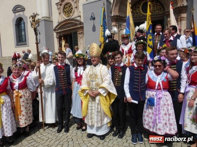 Zdjęcie w galerii na portalu naszraciborz.pl: Raciborzanie w sercu Bawarii w Altötting FOTO i WIDEO wiadomości z regionu