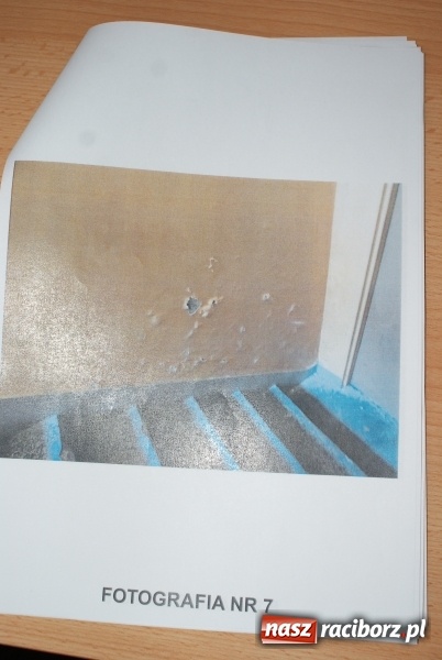 Zdjęcie w galerii na portalu naszraciborz.pl: Poważne błędy przy modernizacji budynk&oacute;w przy ul. Czekoladowej? List Czytelnika i odpowiedź MZB wiadomości z regionu