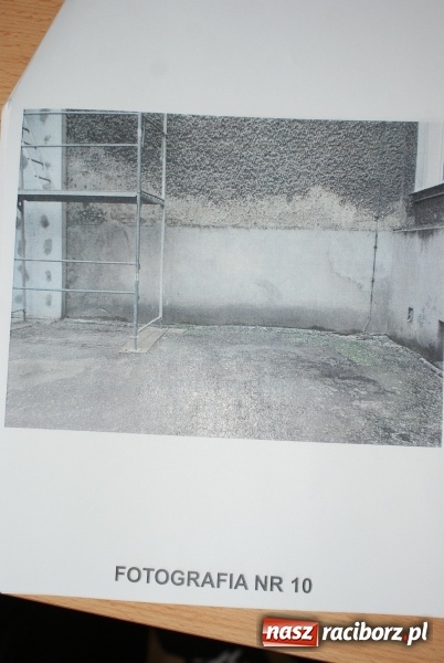 Zdjęcie w galerii na portalu naszraciborz.pl: Poważne błędy przy modernizacji budynk&oacute;w przy ul. Czekoladowej? List Czytelnika i odpowiedź MZB wiadomości z regionu