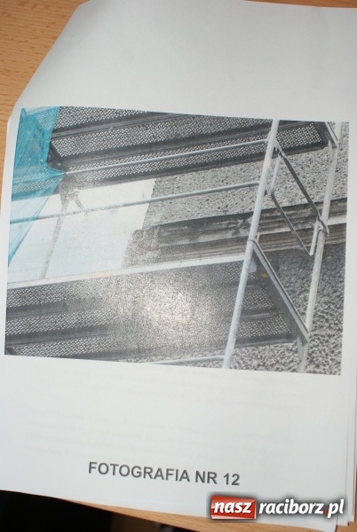 Zdjęcie w galerii na portalu naszraciborz.pl: Poważne błędy przy modernizacji budynk&oacute;w przy ul. Czekoladowej? List Czytelnika i odpowiedź MZB wiadomości z regionu