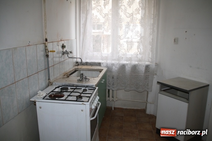 Zdjęcie w galerii na portalu naszraciborz.pl: Planowali, że będą żyć w lepszych warunkach, ale na planach się zakończyło  wiadomości z regionu