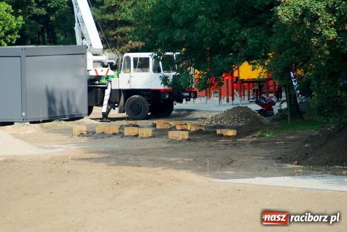 Zdjęcie w galerii na portalu naszraciborz.pl: Raciborska plaża w budowie. Sprawdź postępy prac na bulwarach nadodrzańskich wiadomości z regionu