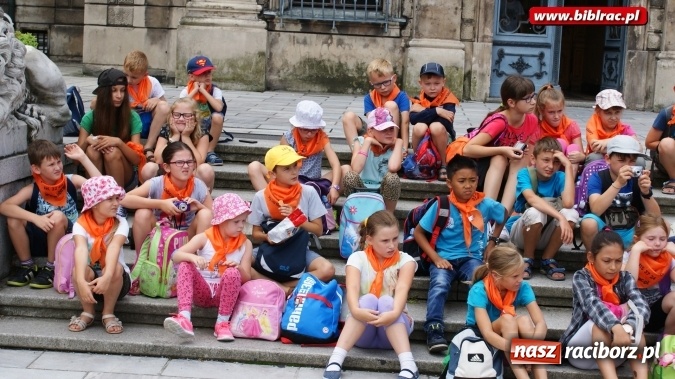 Zdjęcie w galerii na portalu naszraciborz.pl: Lato z biblioteką: wycieczka do Szkoły Magii i Czarodziejstwa  wiadomości z regionu
