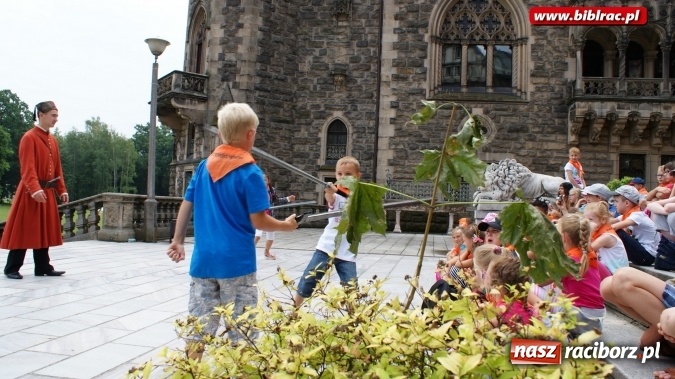 Zdjęcie w galerii na portalu naszraciborz.pl: Lato z biblioteką: wycieczka do Szkoły Magii i Czarodziejstwa  wiadomości z regionu
