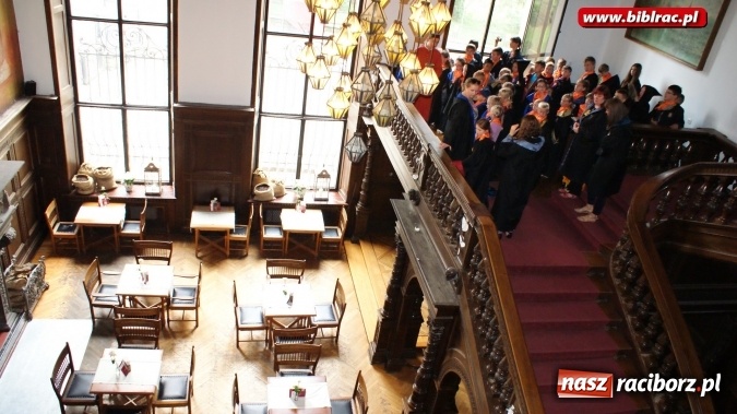 Zdjęcie w galerii na portalu naszraciborz.pl: Lato z biblioteką: wycieczka do Szkoły Magii i Czarodziejstwa  wiadomości z regionu