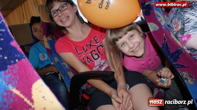 Zdjęcie w galerii na portalu naszraciborz.pl: Lato z biblioteką: wycieczka do Szkoły Magii i Czarodziejstwa  wiadomości z regionu