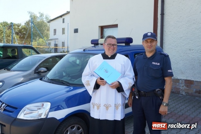 Zdjęcie w galerii na portalu naszraciborz.pl: Policjanci zadbali o bezpieczeństwo pielgrzymów w Raciborzu wiadomości z regionu
