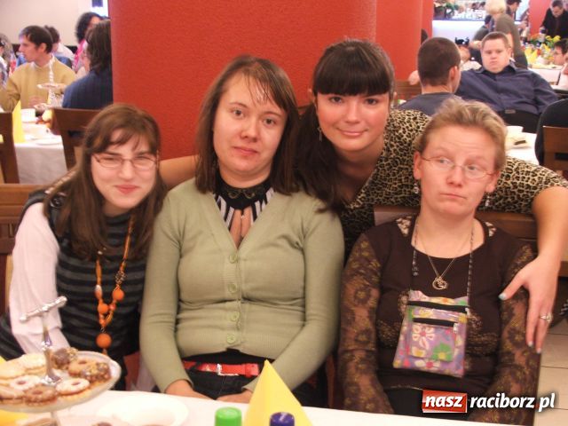 Zdjęcie w galerii na portalu naszraciborz.pl: Andrzejkowo w Raciborskiej wiadomości z regionu