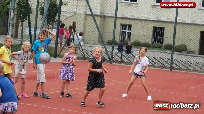 Zdjęcie w galerii na portalu naszraciborz.pl: Z Raciborza do Bullerbyn, czyli ciąg dalszy akcji Lato z biblioteką  wiadomości z regionu