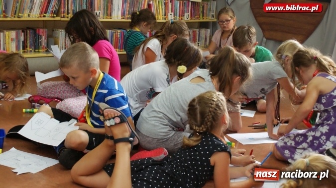 Zdjęcie w galerii na portalu naszraciborz.pl: Z Raciborza do Bullerbyn, czyli ciąg dalszy akcji Lato z biblioteką  wiadomości z regionu