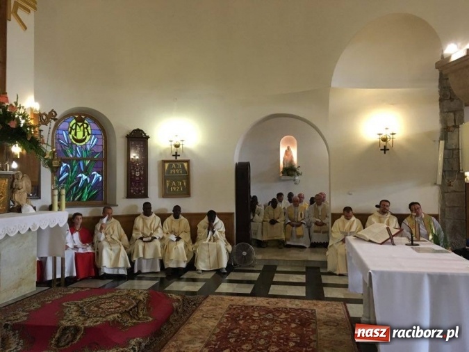 Zdjęcie w galerii na portalu naszraciborz.pl: Dekanat Pietrowice Wielkie pozdrawia ze Światowych Dni Młodzieży  wiadomości z regionu