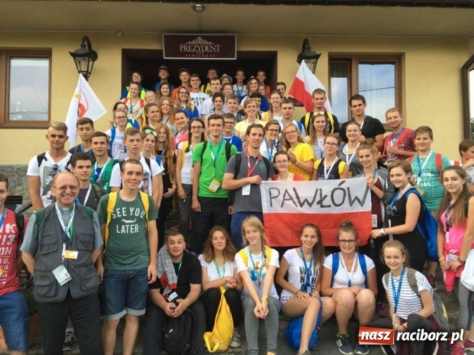Zdjęcie w galerii na portalu naszraciborz.pl: Dekanat Pietrowice Wielkie pozdrawia ze Światowych Dni Młodzieży  wiadomości z regionu