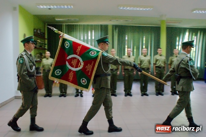 Zdjęcie w galerii na portalu naszraciborz.pl: Nowi funkcjonariusze ŚMOSG w Raciborzu złożyli dziś ślubowanie wiadomości z regionu