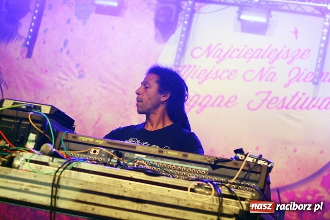 Zdjęcie w galerii na portalu naszraciborz.pl: Wodzisławski Festiwal Reggae - dzień pierwszy wiadomości z regionu
