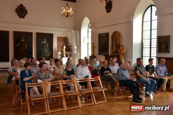 Zdjęcie w galerii na portalu naszraciborz.pl: Malarstwo i grafika Eckarda Alkera od wczoraj w raciborskim Muzeum  wiadomości z regionu