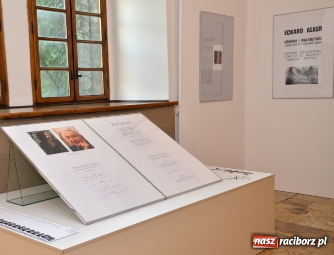 Zdjęcie w galerii na portalu naszraciborz.pl: Malarstwo i grafika Eckarda Alkera od wczoraj w raciborskim Muzeum  wiadomości z regionu