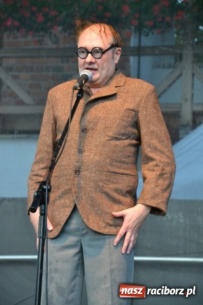 Zdjęcie w galerii na portalu naszraciborz.pl: Z nutką humoru - koncert operetkowy na zamku wiadomości z regionu