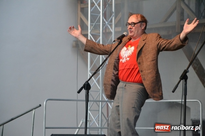 Zdjęcie w galerii na portalu naszraciborz.pl: Z nutką humoru - koncert operetkowy na zamku wiadomości z regionu