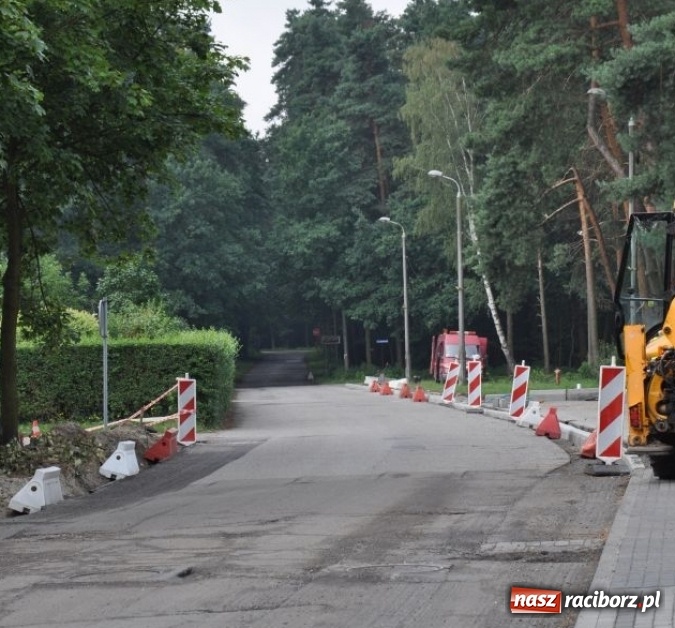 Zdjęcie w galerii na portalu naszraciborz.pl: Kuźnia Raciborska. Lato to czas na inwestycje  wiadomości z regionu