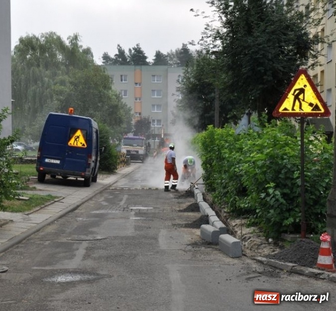 Zdjęcie w galerii na portalu naszraciborz.pl: Kuźnia Raciborska. Lato to czas na inwestycje  wiadomości z regionu