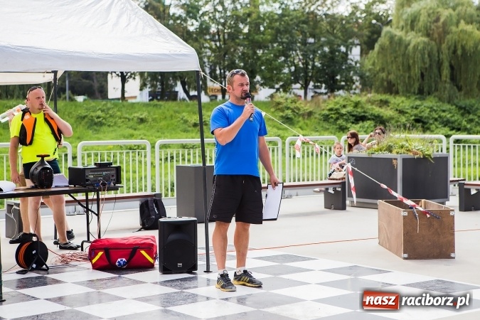 Zdjęcie w galerii na portalu naszraciborz.pl: Zawody w slalomie kajakowym na rzece Odrze wiadomości z regionu