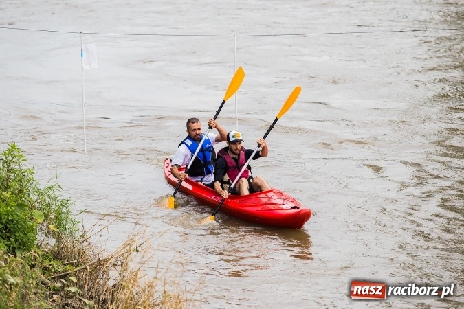 Zdjęcie w galerii na portalu naszraciborz.pl: Zawody w slalomie kajakowym na rzece Odrze wiadomości z regionu