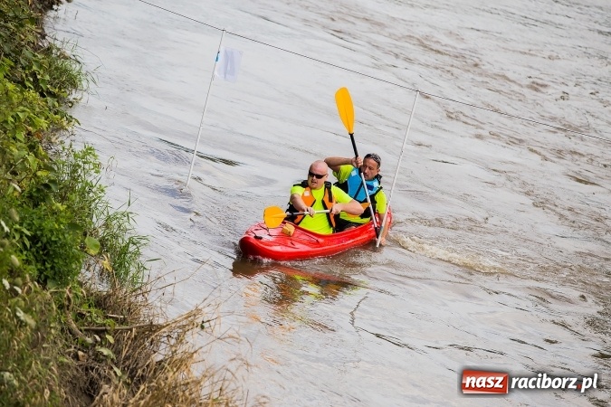 Zdjęcie w galerii na portalu naszraciborz.pl: Zawody w slalomie kajakowym na rzece Odrze wiadomości z regionu