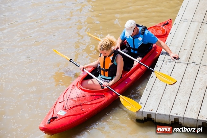 Zdjęcie w galerii na portalu naszraciborz.pl: Zawody w slalomie kajakowym na rzece Odrze wiadomości z regionu