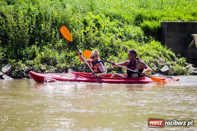 Zdjęcie w galerii na portalu naszraciborz.pl: Zawody w slalomie kajakowym na rzece Odrze wiadomości z regionu