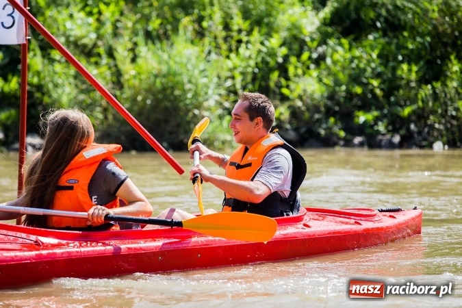 Zdjęcie w galerii na portalu naszraciborz.pl: Zawody w slalomie kajakowym na rzece Odrze wiadomości z regionu