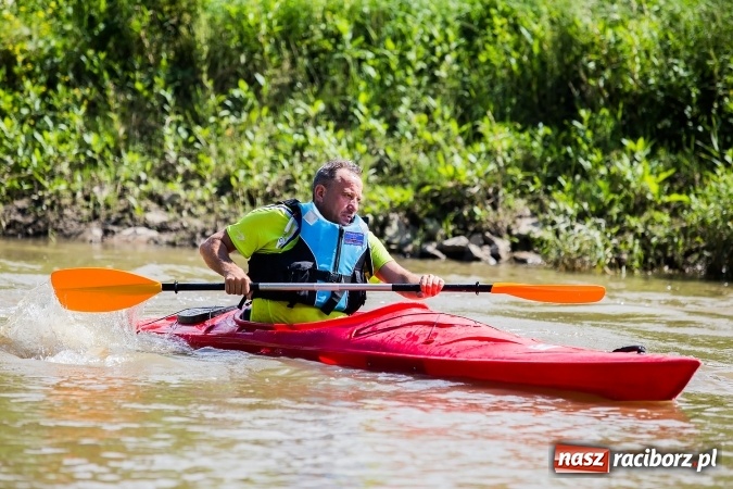 Zdjęcie w galerii na portalu naszraciborz.pl: Zawody w slalomie kajakowym na rzece Odrze wiadomości z regionu