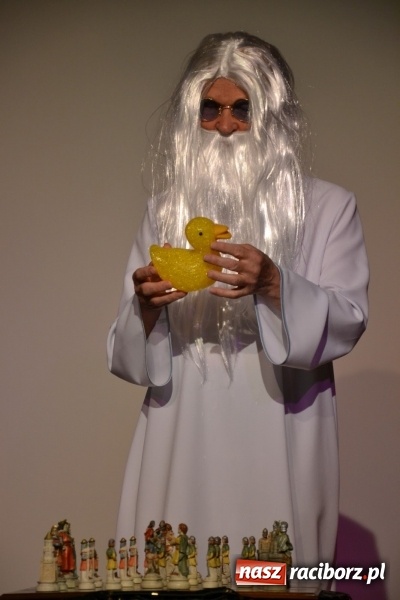 Zdjęcie w galerii na portalu naszraciborz.pl: Diabelski spisek - prapremiera spektaklu na Zamku Piastowskim wiadomości z regionu