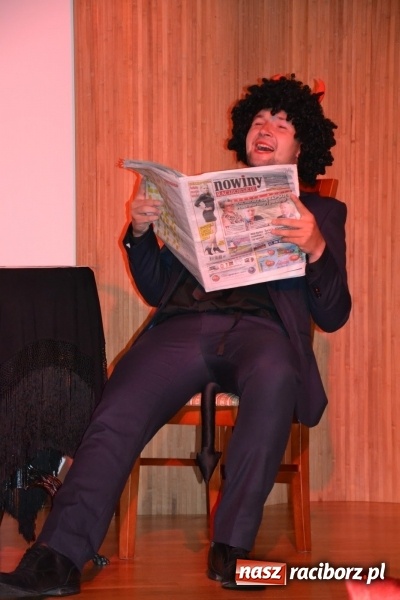 Zdjęcie w galerii na portalu naszraciborz.pl: Diabelski spisek - prapremiera spektaklu na Zamku Piastowskim wiadomości z regionu