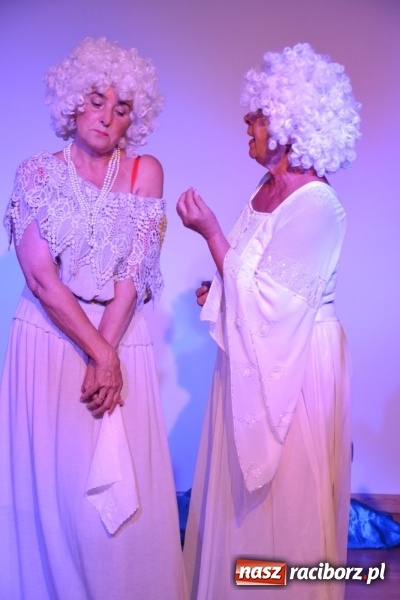 Zdjęcie w galerii na portalu naszraciborz.pl: Diabelski spisek - prapremiera spektaklu na Zamku Piastowskim wiadomości z regionu